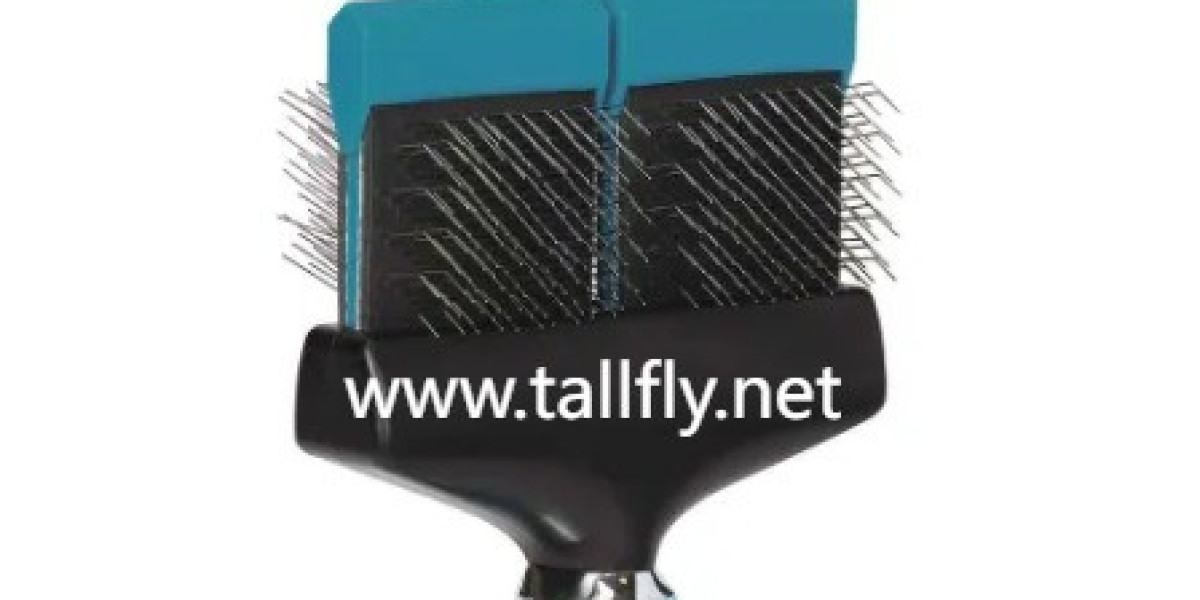 Choosing the Right Handmade Comb for Different Coat Types and Styles